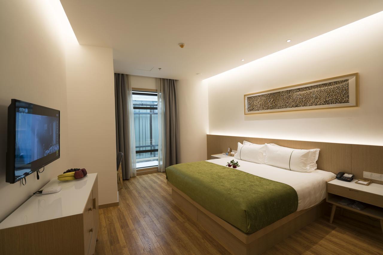 Bindun Langyi Hotel Yuzhong Bagian luar foto
