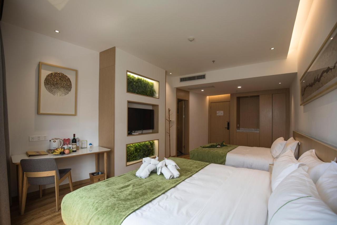 Bindun Langyi Hotel Yuzhong Bagian luar foto
